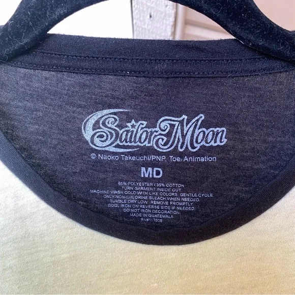 Sailor Moon Graphic T-Shirt Medium - Picture 3 of 9